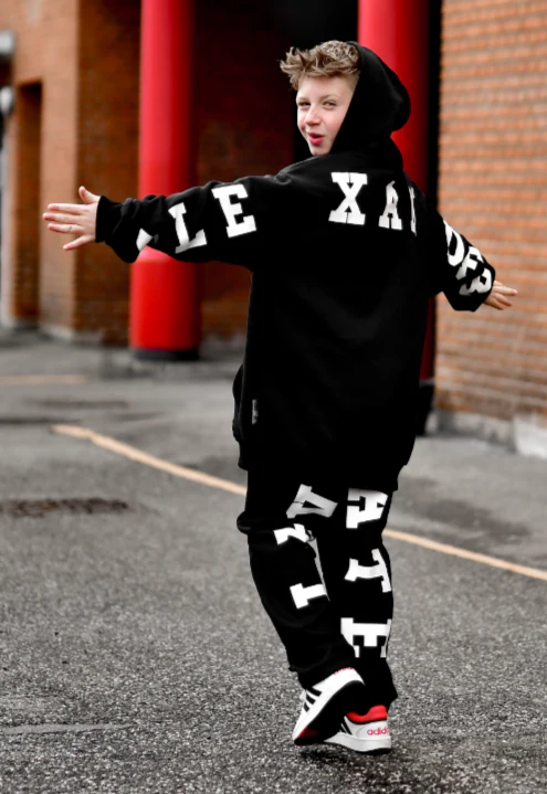 Alexander Husum - "Buff" Hoodie - Image 4